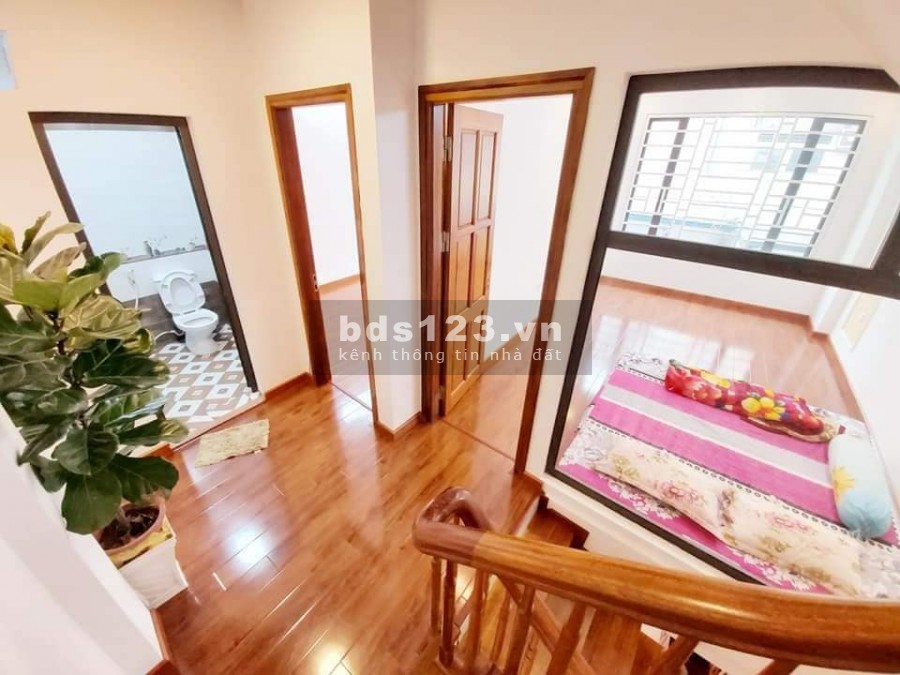 TÂN MAI 40M X4 TẦNG 5 TỶ, KINH DOANH ĐỈNH, Ô TÔ VÀO NHÀ