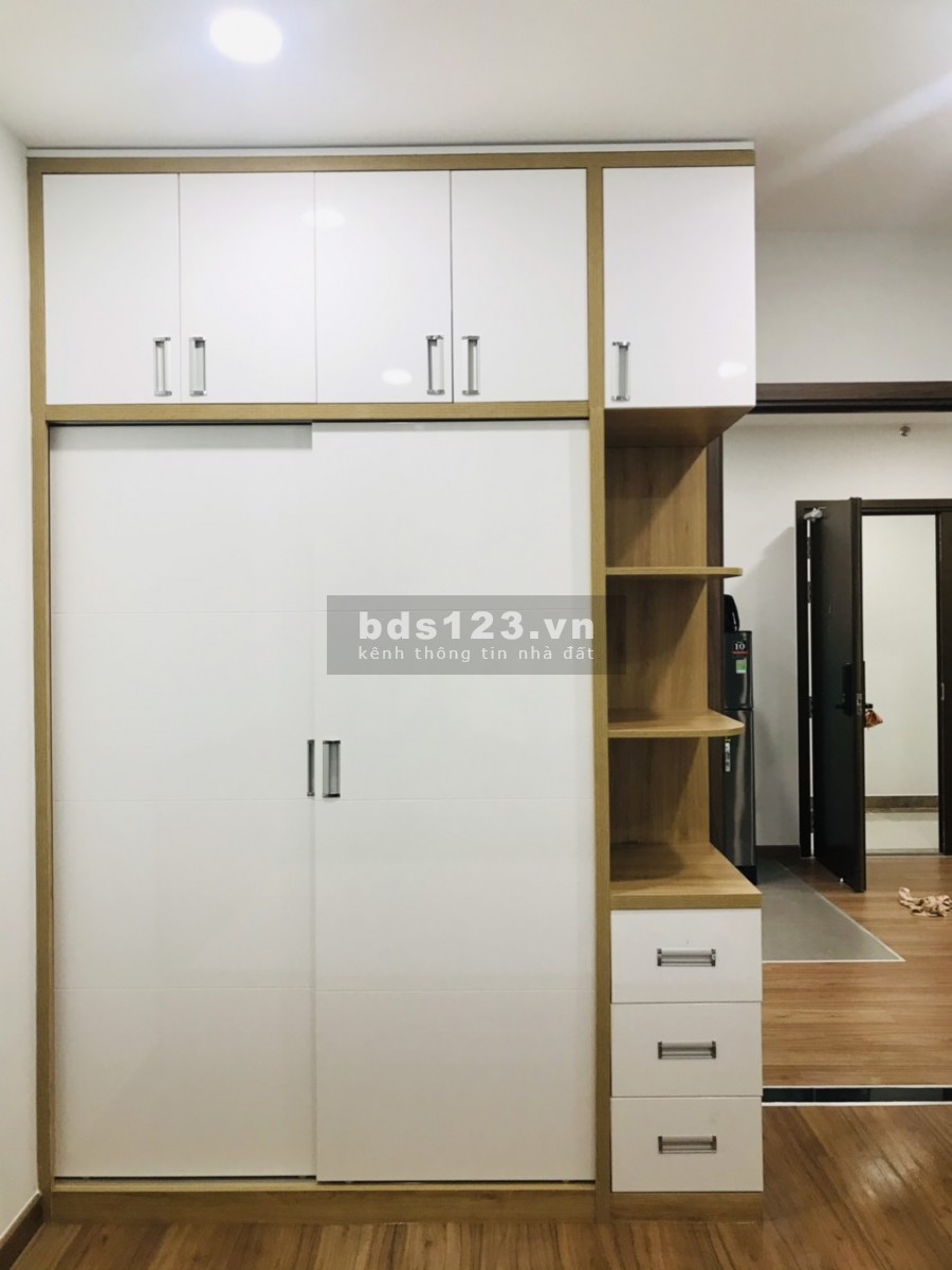 Kẹt tiền cần bán nhanh căn hộ Eco Green 2PN 65m2 view thành phố, lầu cao LH O915488665