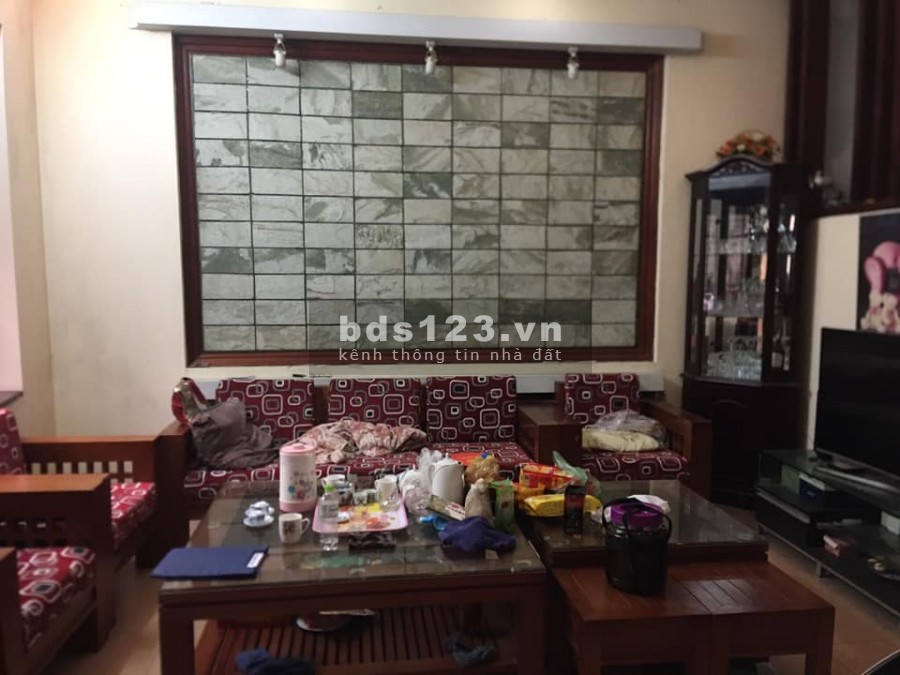 Kinh doanh sầm uất - Vỉa hè rộng phố Thanh Nhàn giá 4,5 tỉ