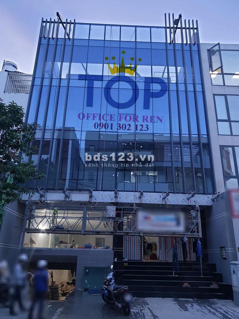Cho thuê Building sau Song Hành An Phú 900m2 Hầm 5 lầu sàn trống suốt (MS:68.24.46)