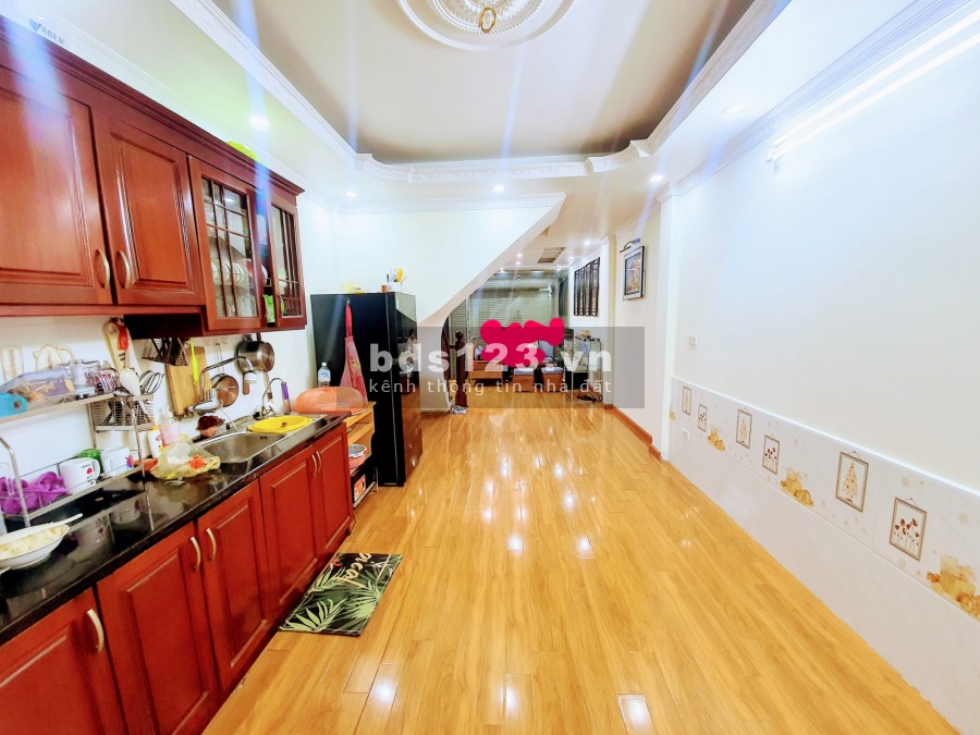 KHẨN CẤP! Tuyệt phẩm ngõ thông ô tô, 40m2x5 tầng, 3.09 tỷ