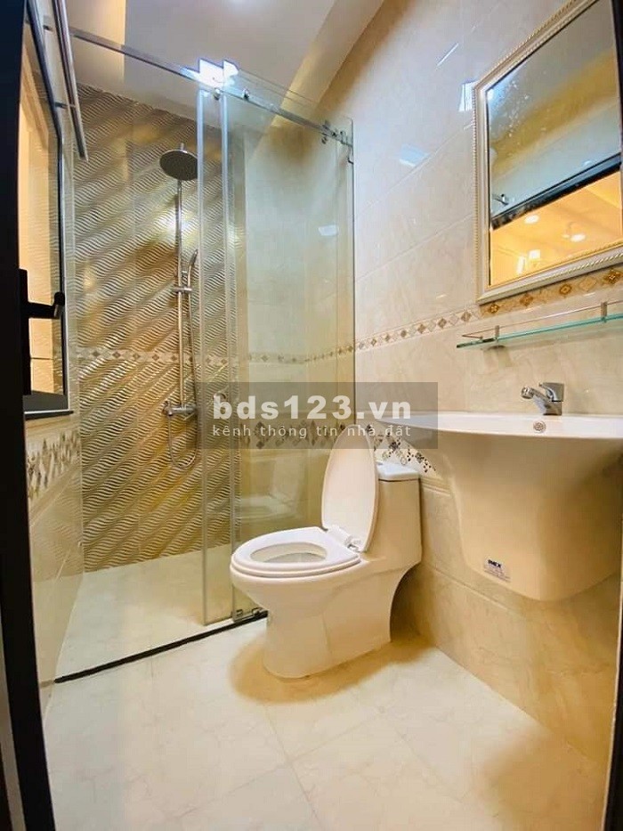 Cần Bán gấp nhà HXH 4.5x16 giá 8.6 tỷ 4 lầu Bùi Đình Tuý phường 12 Bình Thạnh