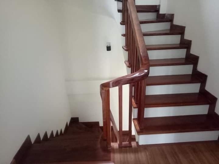Bán gấp nhà mới phố Nguyễn Cảnh Dị, DT 46Mx 5 Tầng, ở ngay, nội thất sang, 3.3 tỷ