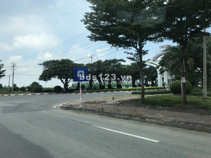 Bán gấp lô đất sau chợ hắc dịch