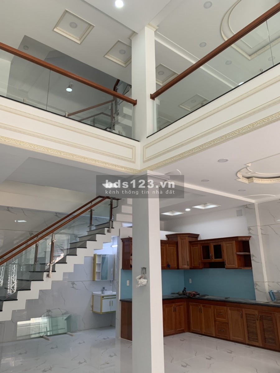 NHÀ SỔ HỒNG RIÊNG NGAY TẠ QUANG BỬU QUẬN 8