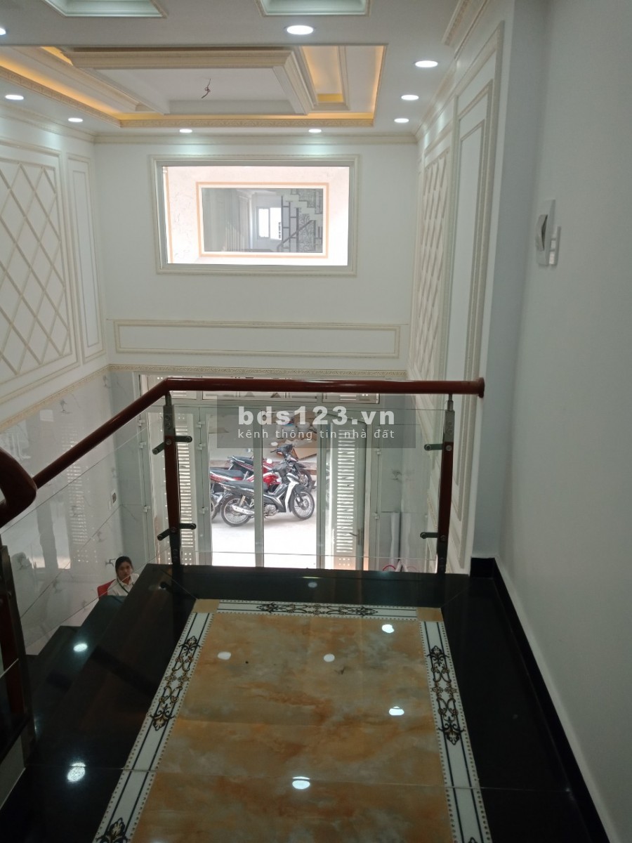 NHÀ SỔ HỒNG RIÊNG NGAY TẠ QUANG BỬU QUẬN 8