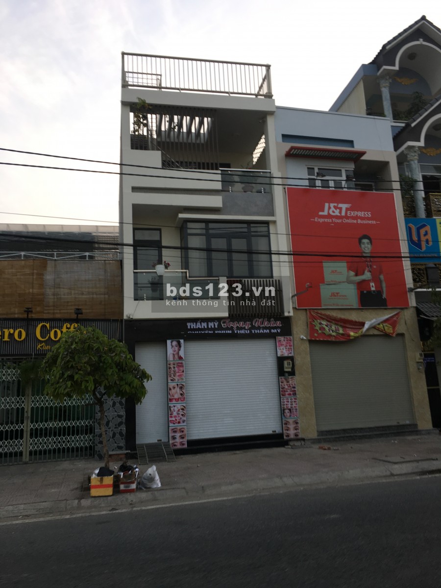 Thống Nhất MT kinh doanh nhộn nhịp + gần đ.Quang Trung