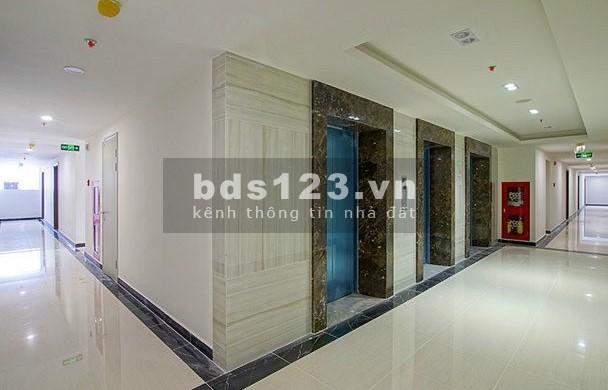Bán căn hộ 2PN Q7 Boulevard trên mặt tiền đường Nguyễn Lương Bằng