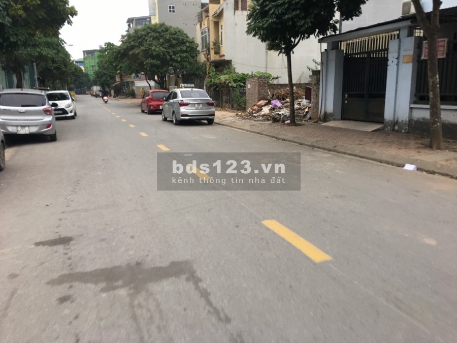 Bố vợ cần bán 129m khu 31ha mặt phố Chính Trung