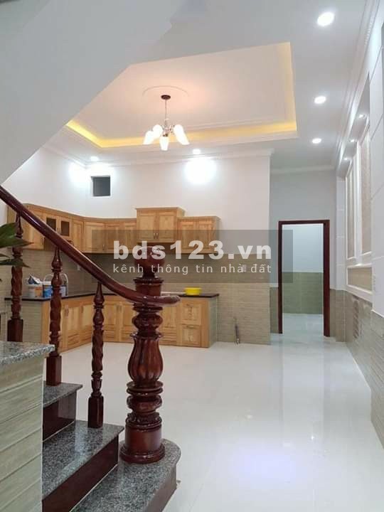Kẹt Tiền Tôi Cần Bán 2 Căn Nhà Sổ Hồng riêng, 80 Và 100m2.