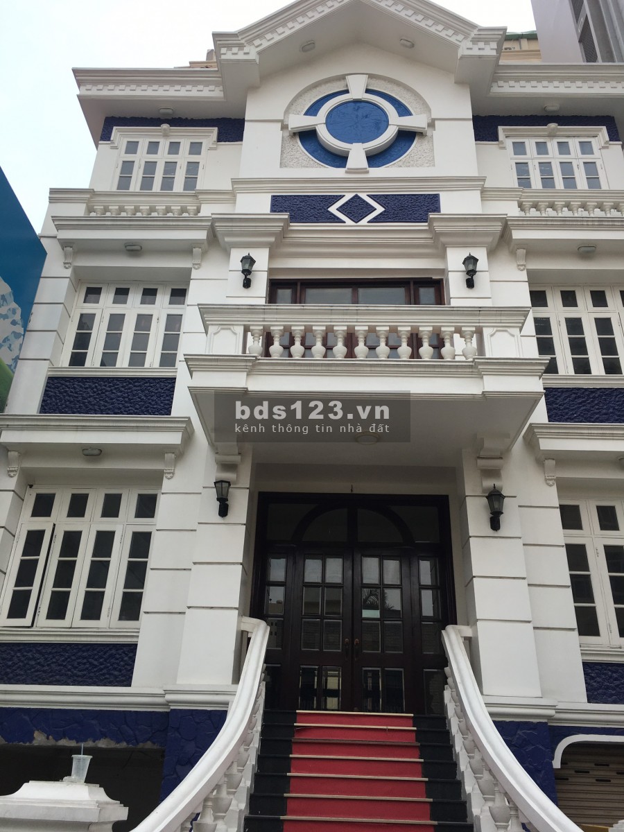 Cho thuê nhà nguyên căn số 10/8 Phan Đình Giót, P2 Tân Bình- 11x23m trệt 2.5 lầu cầu thangh và WC ở 1 bên nhà(như hình)