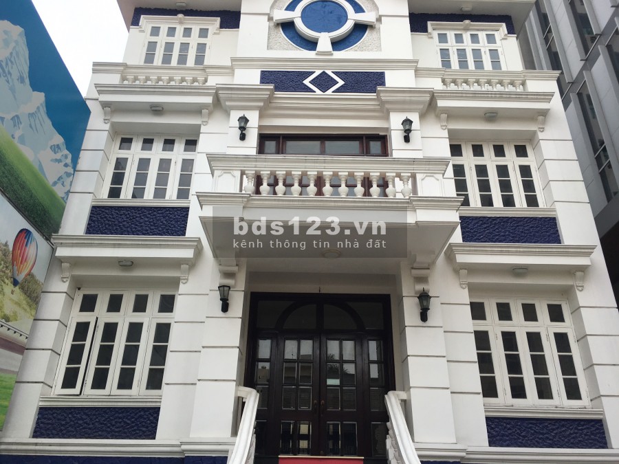 Cho thuê nhà nguyên căn số 10/8 Phan Đình Giót, P2 Tân Bình- 11x23m trệt 2.5 lầu cầu thangh và WC ở 1 bên nhà(như hình)