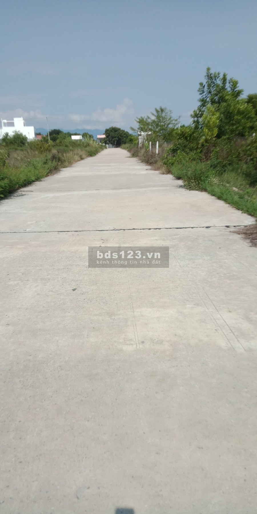 Cần bán nhanh lô đất gần đầm thủy triều và trục đường Lê Duẩn