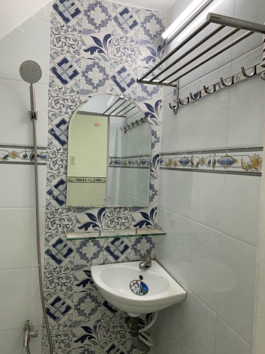Bán Nhà Mặt Tiền Hẻm 387 Phạm Hữu Lầu, Nhà Bè.giá 1,35 tỷ