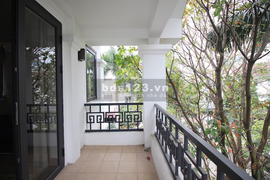 Bán căn góc T7 Ciputra, 230m2 - 5 ngủ đường to đậu 6 ô tô,…