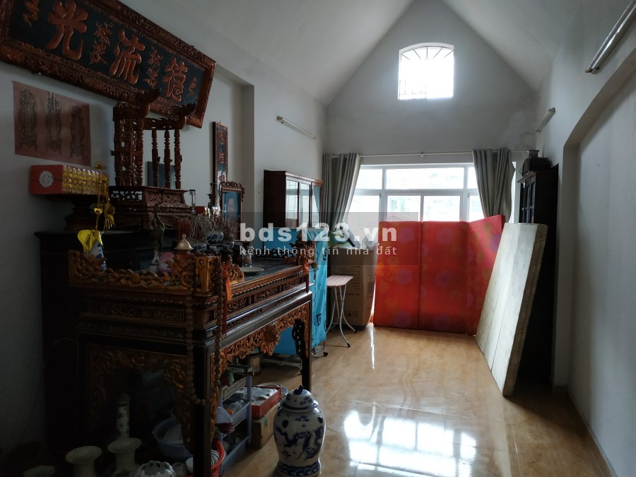 BÁN NHÀ TRUNG TÂM QUẬN CẦU GIẤY – GIÁ 4.95 TỶ