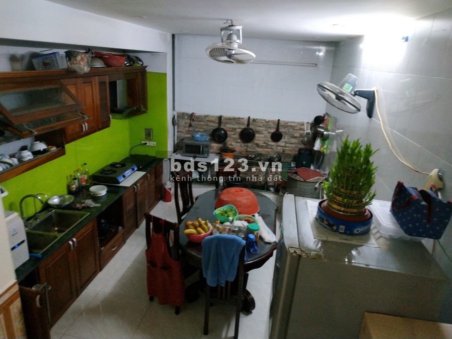 BÁN NHÀ TRUNG TÂM QUẬN CẦU GIẤY – GIÁ 4.95 TỶ