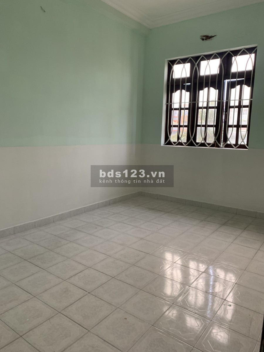 Nhà Miếu Nổi Khu Phan Xích Long, 8,5x16 T_2L gồm 9P_5wc, nhà mơi sơn sửa, chốt nhanh.