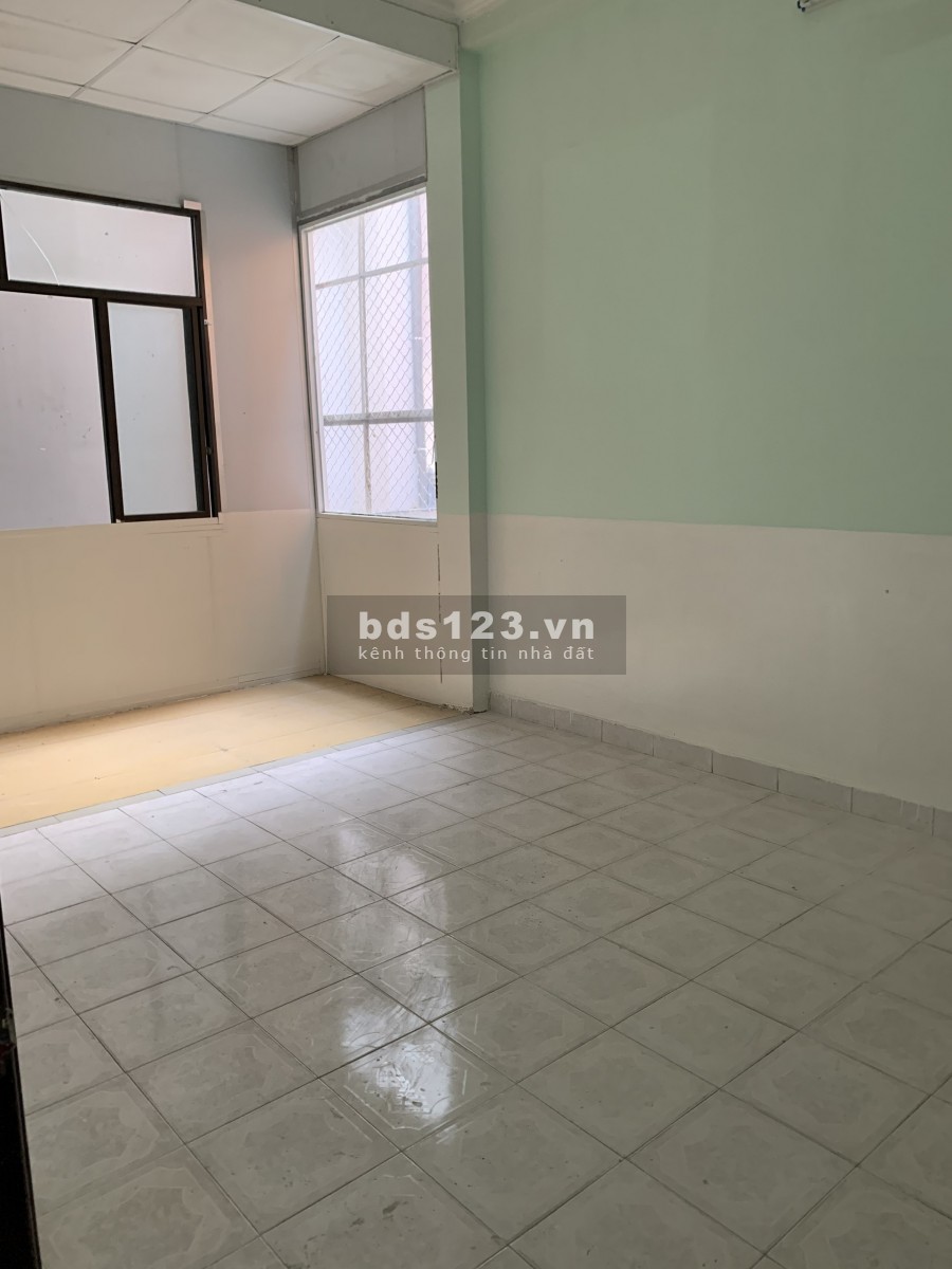 Nhà Miếu Nổi Khu Phan Xích Long, 8,5x16 T_2L gồm 9P_5wc, nhà mơi sơn sửa, chốt nhanh.