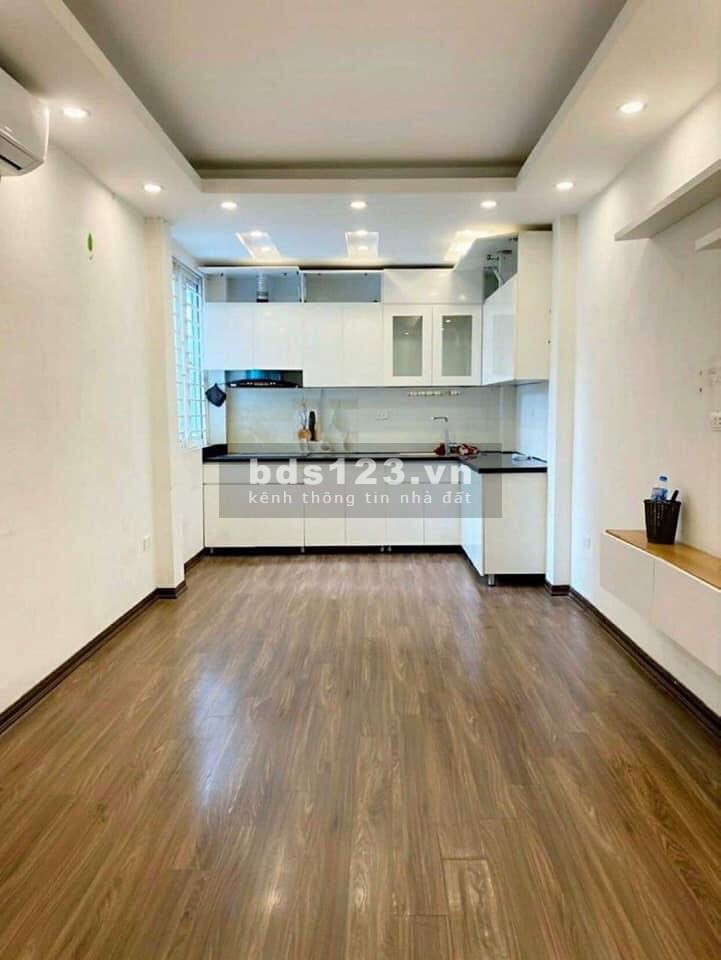 Bán nhà Phú Đô 30m2, 5 tầng, MT 3m, phân lô, gần oto, giá chỉ 3.2 tỷ