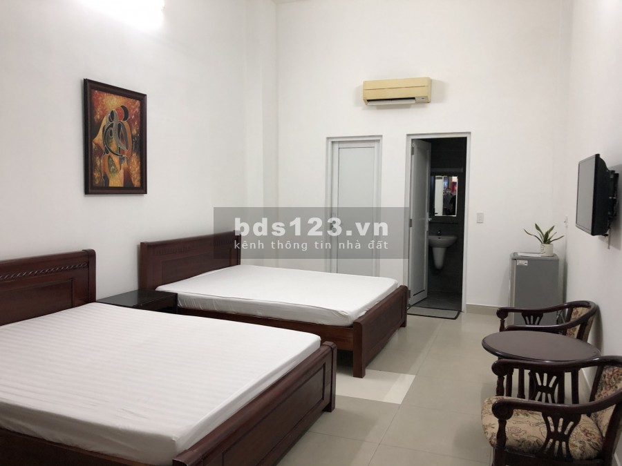 CHDV Phan Huy Ích 4 x24m, 1tr 4 lầu, 10p, 10wc full ML