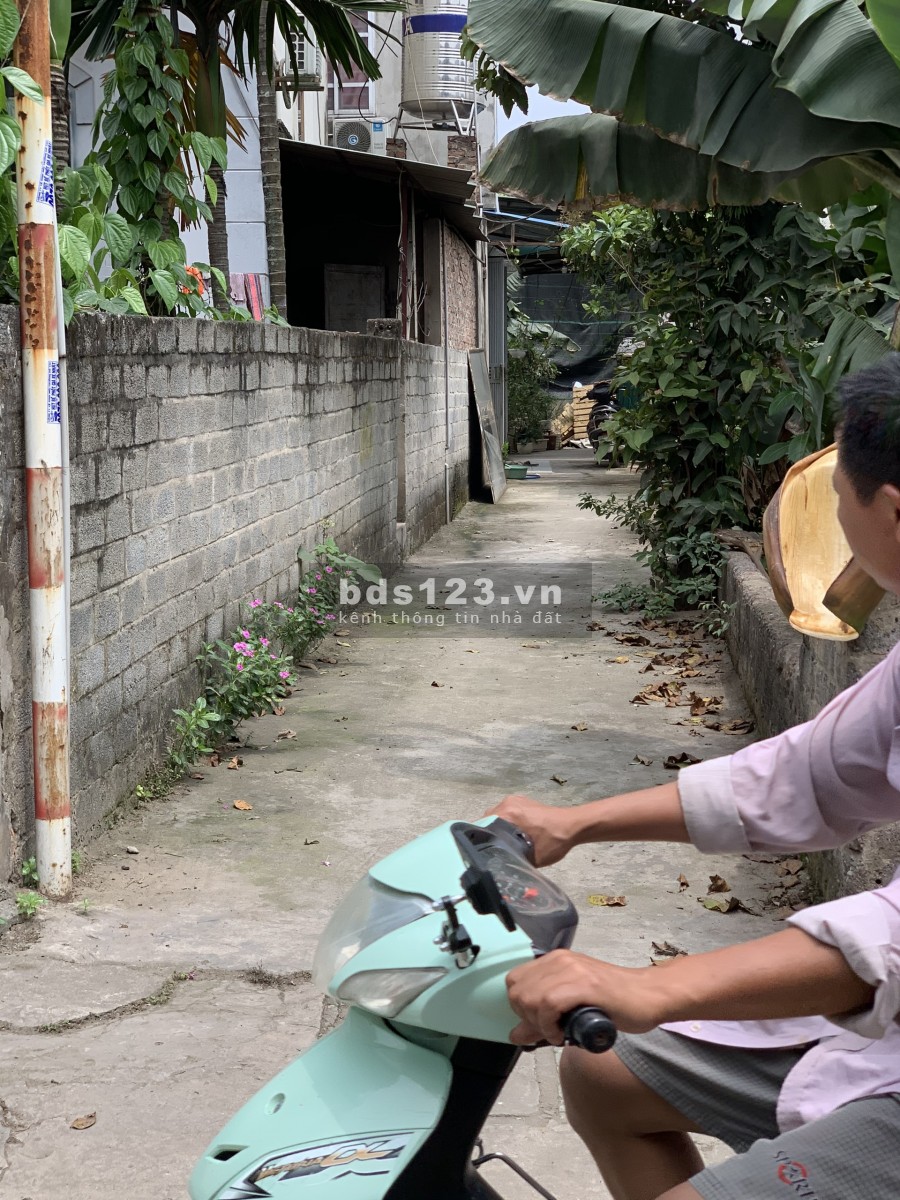 Cần Bán mảnh đất 3 mặt thoáng tại Biên Giang Hà Đông