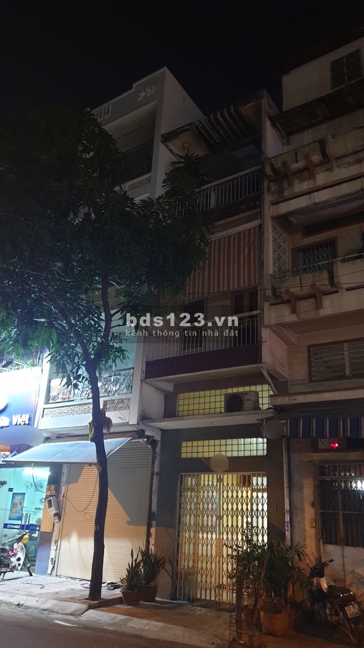 Cần tiền bán gấp nhà MTKD Dương Đình Nghệ, Phường 8, Quận 11