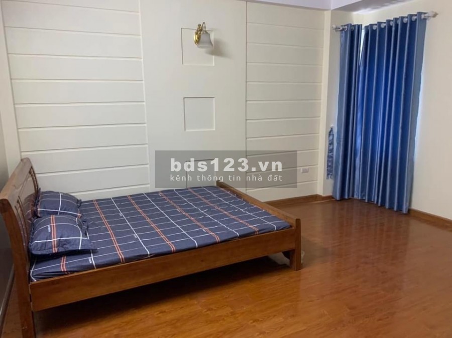 Bán Nhà Phố Tôn Đức Thắng, Quận Đống Đa, Cực Hiếm Tầm Tiền, Giá 4tỷ, 5Tầng x45m2, Chỉ việc dọn về ở.