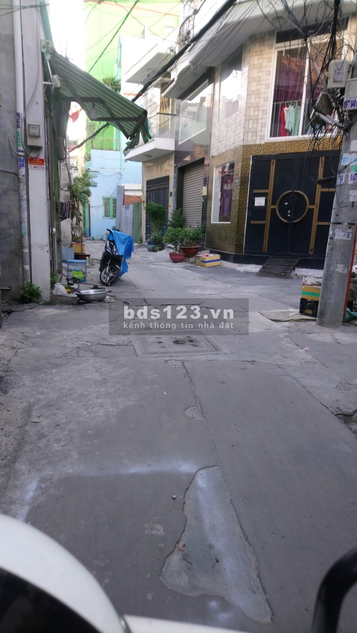 Nhà Quận Tân Bình, xe hơi tới cửa, 45m2, có 4tỷ3