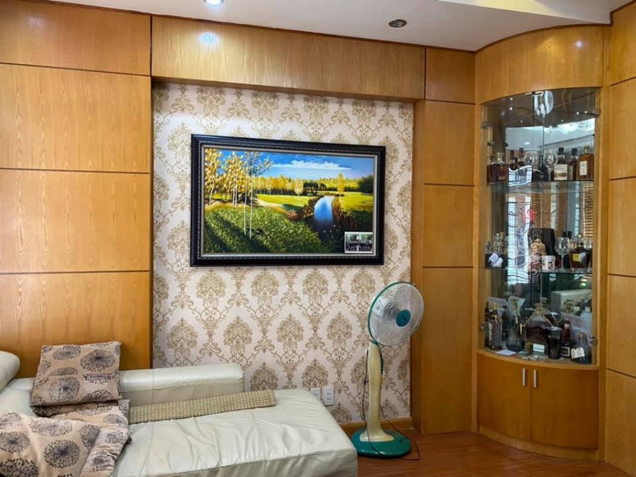 Siêu Hiếm Nguyễn Đổng Chi 42m2 5 tầng mt 6m ngõ ba gác chỉ 3tyxxx