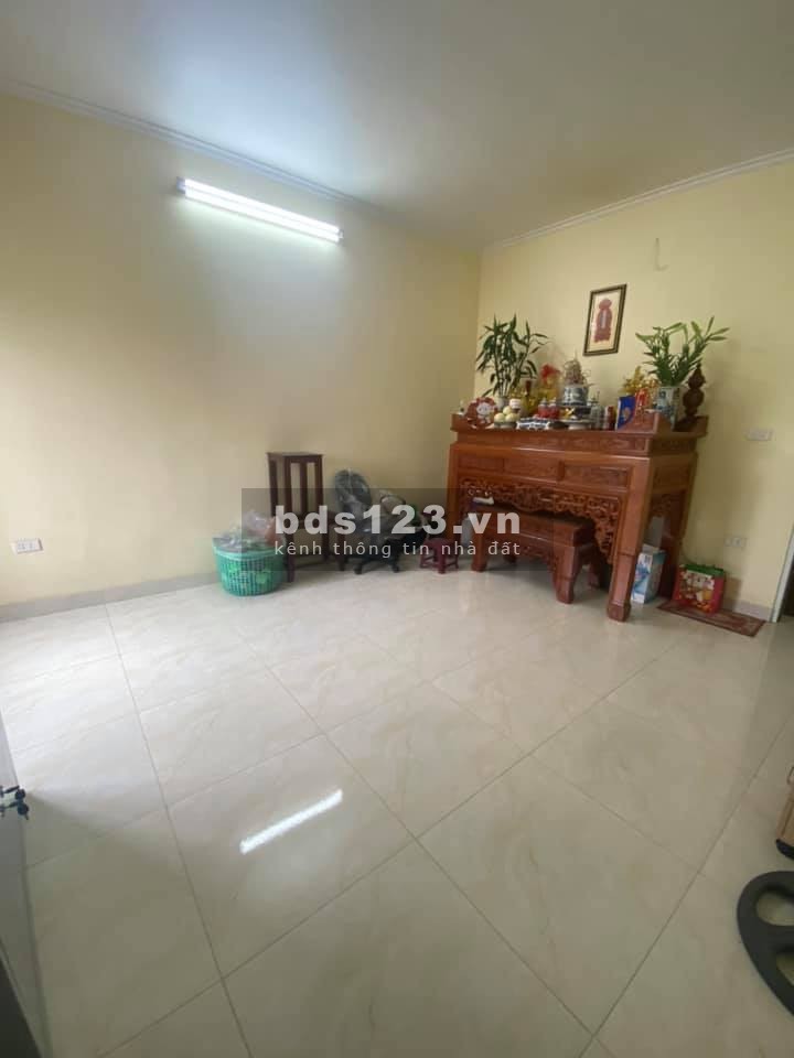 LÕI ĐỐNG ĐA NHÀ ĐẸP Ở LUÔN cách mặt phố Khâm Thiên 100m