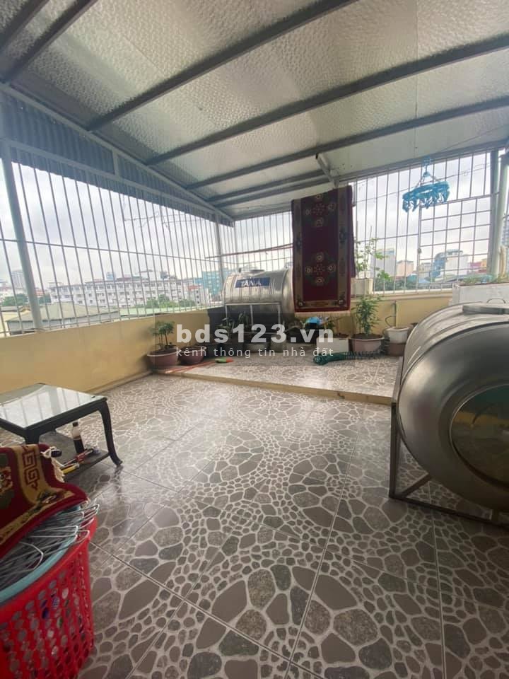LÕI ĐỐNG ĐA NHÀ ĐẸP Ở LUÔN cách mặt phố Khâm Thiên 100m