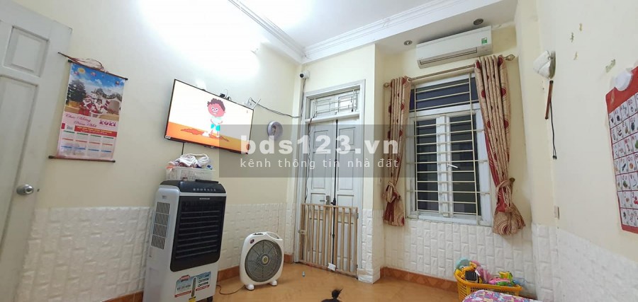 Cần tiên bán gấp giá RẺ nhà mới phố Trương Định- 2,2tỷ