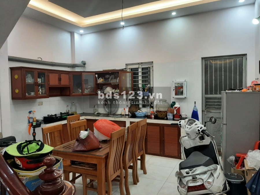 Bán nhà Mỗ Lao 35m 4 tầng 3 ngủ, đẹp mặt ngõ, lô góc chỉ 2,95 tỷ