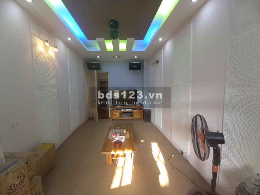 BÁN NHÀ KIM GIANG 4.65 TỶ OTO ĐỖ CỬA, TẶNG FULL NỘI THẤT