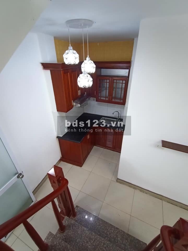 Vĩnh Hưng, Lĩnh Nam, 2.35 tỷ, cách ô tô đỗ 50m