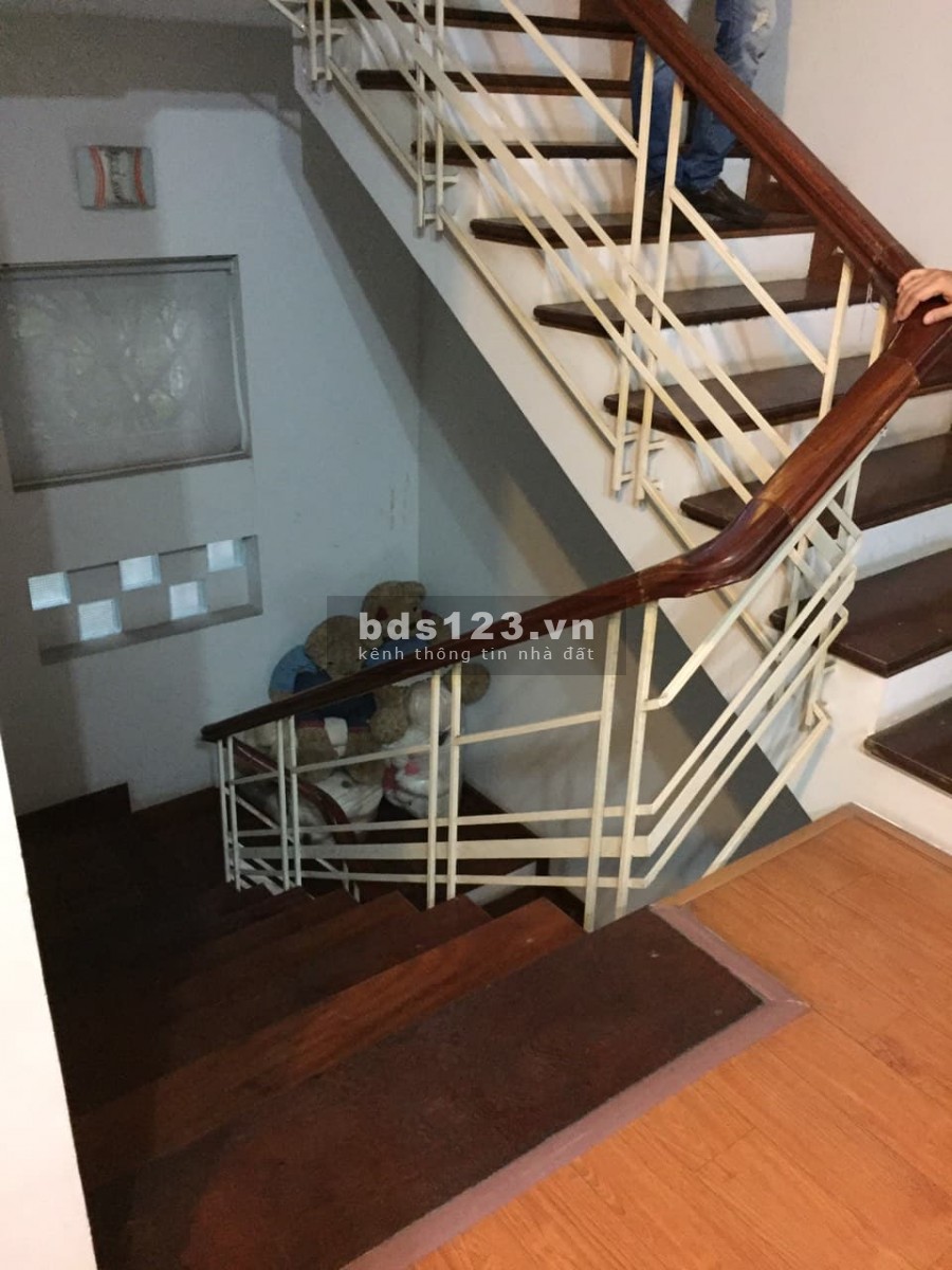 Sống, Khu nhà vườn Việt Hưng, 110m2 MTx8.5m 4T Long Biên