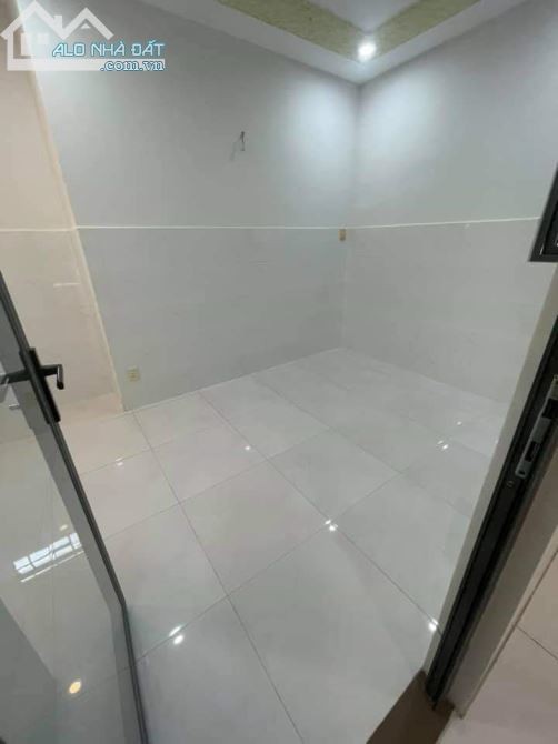 Bán gấp nhà Xe Hơi Đỗ Cửa,Trần Xuân Soạn,Tân Hưng,quận 7,giá chỉ 4,8 tỷ thương lượng.