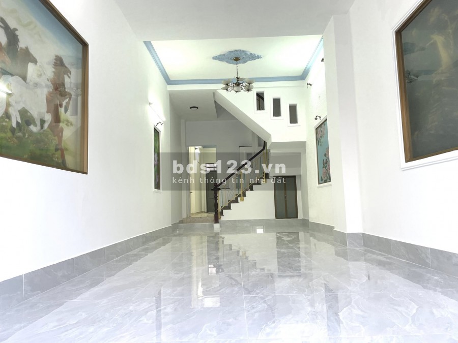 Cho thuê nhà mb nguyên căn Siêu Mới đẹp, Phước Bình Q9
