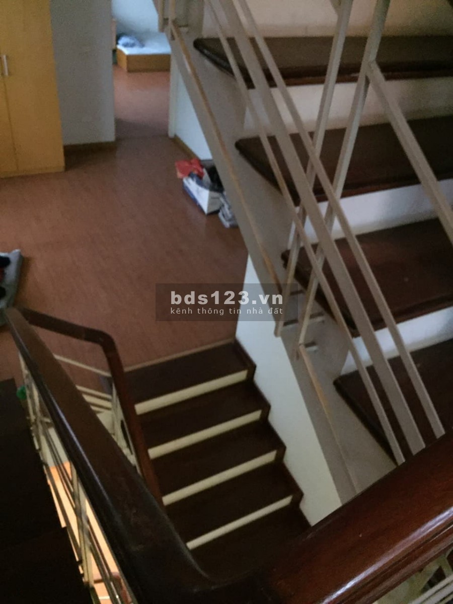 Sống, Khu nhà vườn Việt Hưng, 110m2 MTx8.5m 4T Long Biên