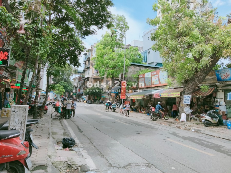 Nhà Phố Cổ sát Hồ Ở NGAY, Khoản để dành không bao giờ sợ lỗ