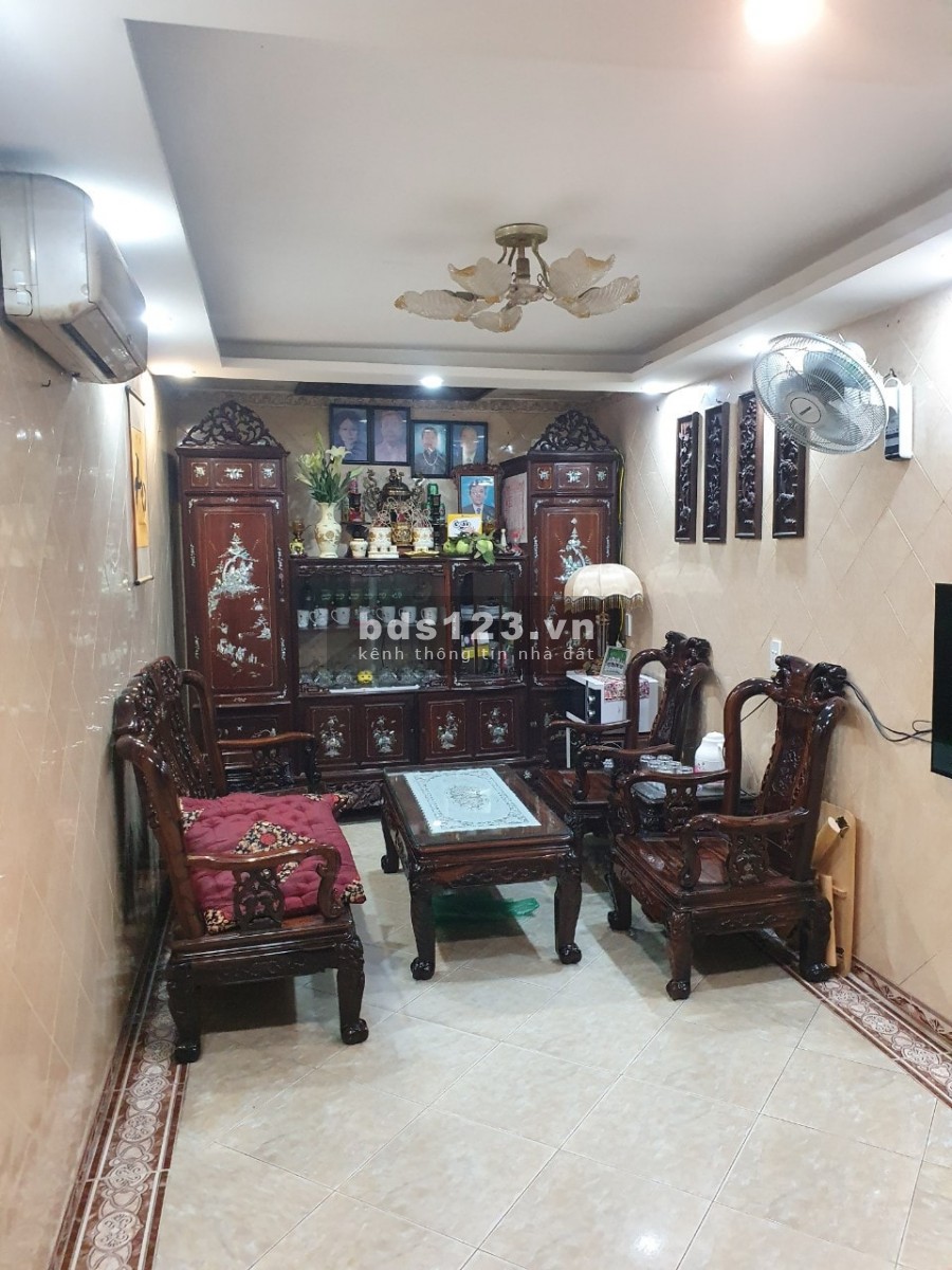 Nhà Phố Cổ sát Hồ Ở NGAY, Khoản để dành không bao giờ sợ lỗ