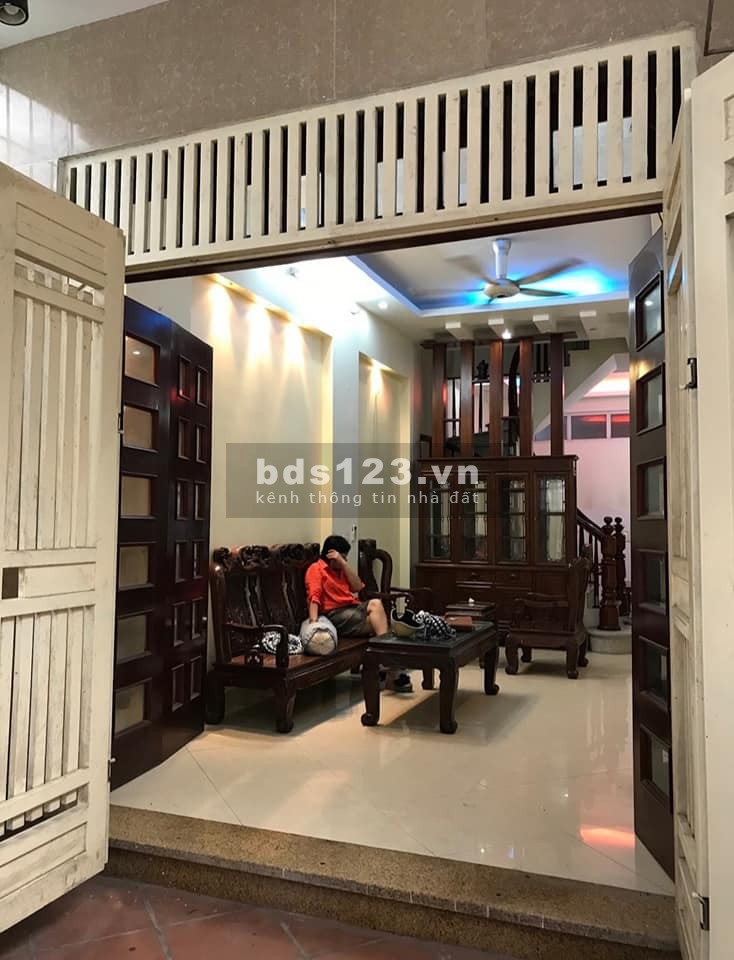Bán Nhà Lĩnh Nam nhà đẹp diện tích rộng ở ngay