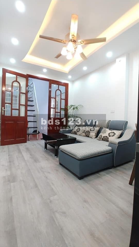 Siêu Hiếm Khó Tìm Lô Góc Trương Định 40m2 5 tầng giá 3.2 tỷ