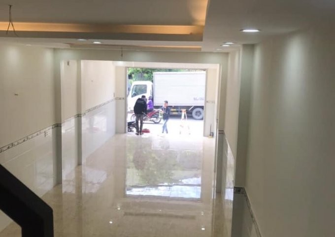Bán nhà 2 tầng mặt tiền kinh doanh Lương Minh Nguyệt 4.5x20m. Giá chính chủ 9.3 tỷ