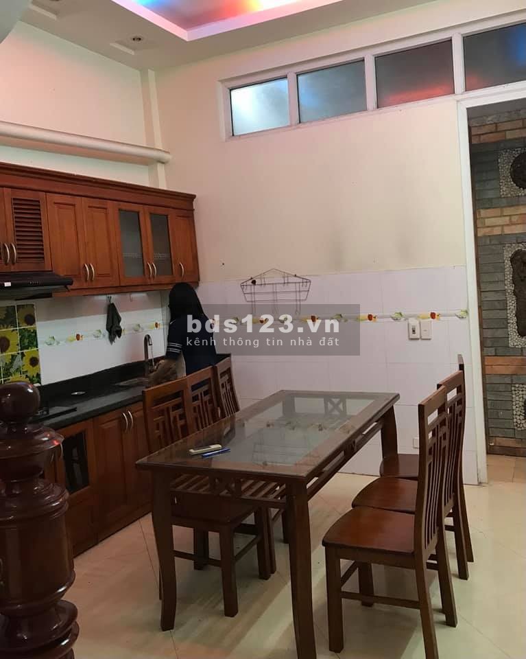 Bán Nhà Lĩnh Nam nhà đẹp diện tích rộng ở ngay