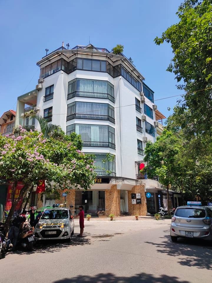 Mặt tiền 15m, mặt phố Ngô Quyền, 400m2, đẳng cấp, cafe, Nhà hàng, Thời trang, vỉa hè rộng, Hoàn Kiếm
