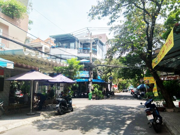 Bán nhà MTKD đường Diệp Minh Châu, TSN, quận Tân Phú, DT: 4x13.2 nhà cấp 4 giá 9.8 tỷ đang cho thuê