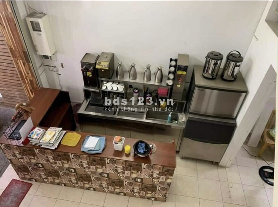 Bán nhà ngang 4.4m, HXH đường Âu Dương Lân, P3Q8