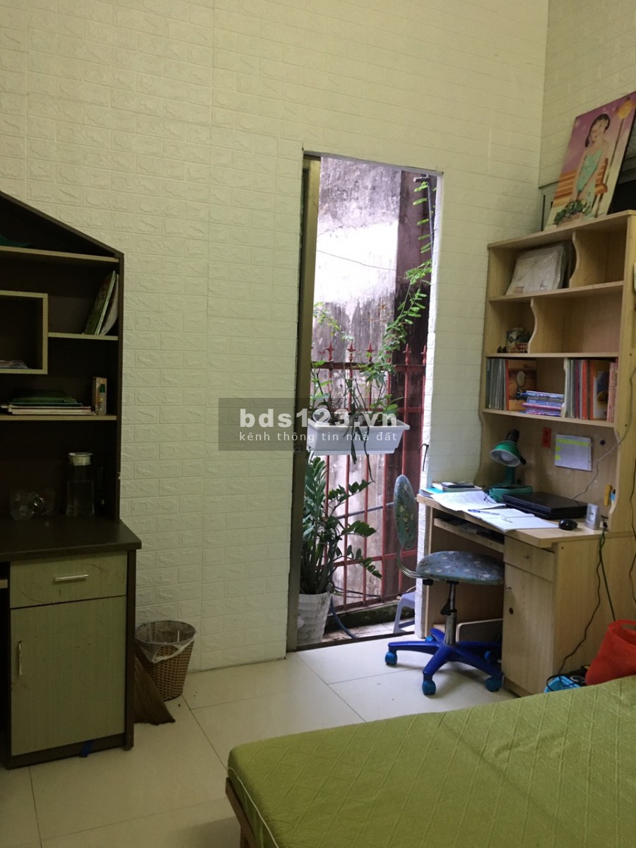 Bán nhà Thái Thịnh 4 tầng x 40m2, cách phố 20m, giá 4.25 tỷ